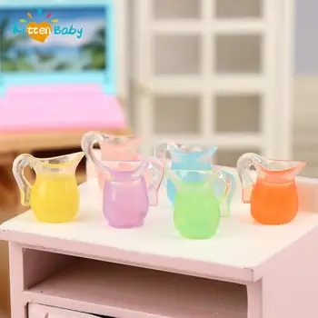 2 adet Dollhouse Minyatür Suyu / su bardakları Modeli, Oyna Pretend Mutfak portakal suyu, üzüm suyu Mini Bebek İçecekler Gıda Oyuncak