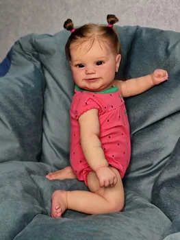 NPK 60CM Reborn Yürümeye Başlayan Popüler Sevimli Kız Maddie Bebek el Kök saç Yumuşak Sarılın Vücut Yüksek Kaliteli Bebek